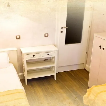Apartment By The Sea Brela, Makarska - 20708 *